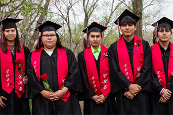 6 Highschool Seniors Graduate