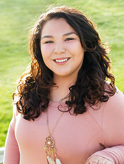 Meet Our 2016 8th Grader - Taelonna.